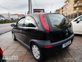 Opel Corsa 1.2 16V Confort