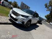 Peugeot E-2008 GT