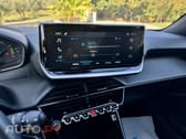 Peugeot 2008 1.2 Hybrid Style e-DCS6