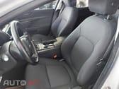 Jaguar XE 2.0 D Prestige
