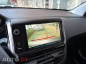 Peugeot 208 1.2 PureTech Signature