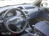 Peugeot 206 1.1
