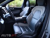 Volvo XC60 2.0 B4 Plus Dark