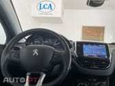 Peugeot 208 1.2 PureTech Signature