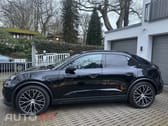 Porsche Macan 4