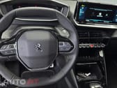 Peugeot E-2008 50 kWh Allure Pack