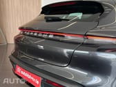 Porsche Taycan 4