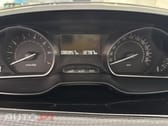 Peugeot 2008 1.2 PureTech Signature