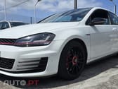 Volkswagen Golf GTI Performance BlueMotion DSG