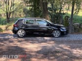 Peugeot 308 1.2 PureTech Allure EAT8