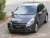 Peugeot 208 1.2 PureTech Signature