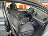 Mitsubishi Lancer 1.6 Invite