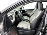 Toyota RAV4 2.5 HDF Lounge AWD-i