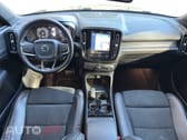 Volvo XC40 2.0 T4 R-Design