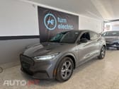 Ford Mustang Mach-E 75.7 kWh Base