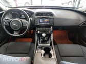 Jaguar XE 2.0 D Prestige