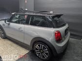 MINI Cooper Cooper SE Premium Extra Essential
