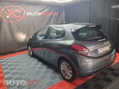 Peugeot 208 1.6 BlueHDi Style