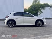 Peugeot E-208 50 kWh GT