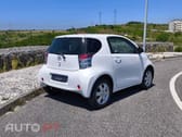 Toyota iQ 1.0 VVT-i