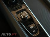 Volvo XC60 2.0 T6 PHEV Core AWD