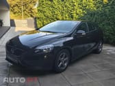 Volvo V40 D2