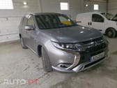 Mitsubishi Outlander 2.4 Instyle