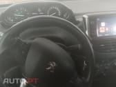 Peugeot 208 1.5 Hdi