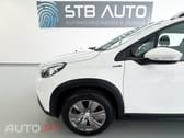 Peugeot 2008 1.2 PureTech Signature