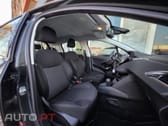 Peugeot 208 1.2 PureTech Allure EAT6