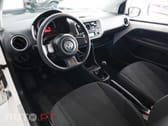 Volkswagen Up! 1.0 Take