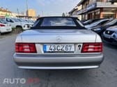 Mercedes-Benz SL 280 Outro
