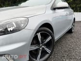 Volvo V40 2.0 D2 R-Design