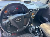 Toyota iQ 1.0 VVT-i