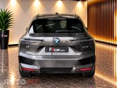 BMW iX xDrive 40 Pack Desportivo