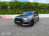 Audi Q7 3.0 TDI quattro tiptronic 7L