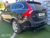 Volvo V60 2.0 D2 R-Design
