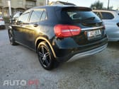 Mercedes-Benz GLA 180 automático