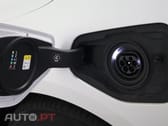 BMW 225 xe Auto