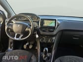Peugeot 2008 1.2 PureTech Shine Style