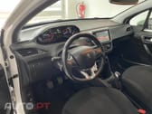 Peugeot 208 1.2 PureTech Signature