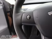 Tesla Model Y Long-Range AWD I.V.A DEDUTIVEL
