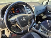 Toyota Avensis 2.0 D-4D Luxury+GPS