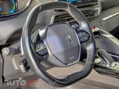 Peugeot 3008 1.6 Hybrid Allure e-EAT8