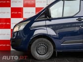 Ford Transit Custom Adaptada p/ 3 cadeiras de rodas
