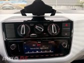 Volkswagen Up! 1.0 Move Up! beats