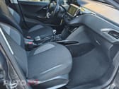 Peugeot 2008 1.2 PureTech Signature