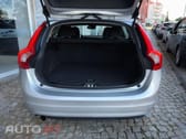 Volvo V60 2.0 D2 Momentum Drive