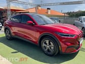 Ford Mustang Mach-E Alargada