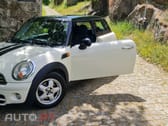 MINI Cooper Cooper D